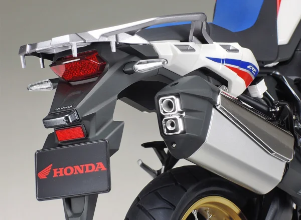 Tamiya 1/6 Honda CRF1000L African Twin Model Kit &mdash; image 5 of 14