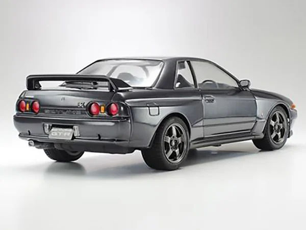 Tamiya Nissan Skyline GTR Plastic Kit