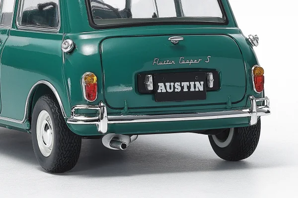 Tamiya Austin Mini Cooper 1275S Mk.1 &mdash; image 3 of 6