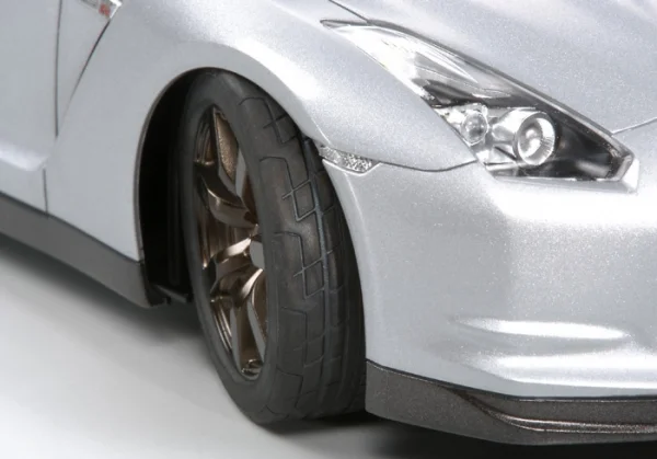 Tamiya Nissan GT-R 07 — image 3 of 14