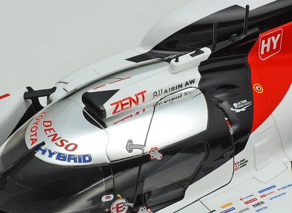 Tamiya 1/24 TS050 Hybrid