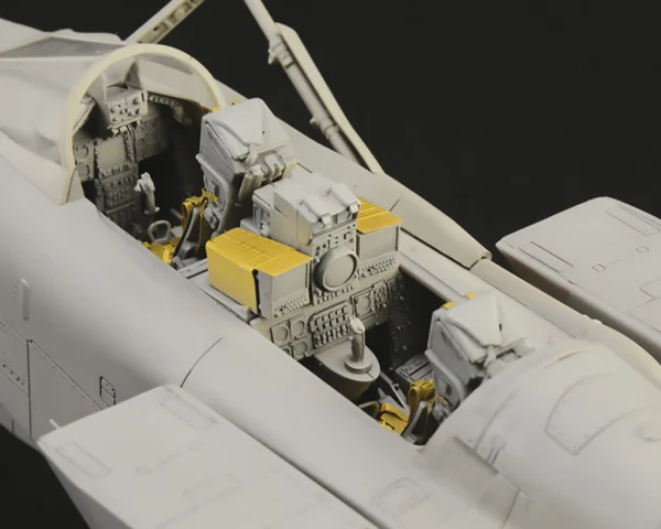 Italeri Tornado Gr.4 — image 3 of 15