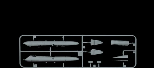 Italeri F-104G Recce Upgraded Edition