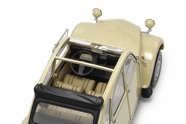 Tamiya 1/24 Citroen 2 Cv — image 5 of 6