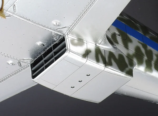 Tamiya 1/48 Ki-61 Id Hien Sp + Decals — image 2 of 14