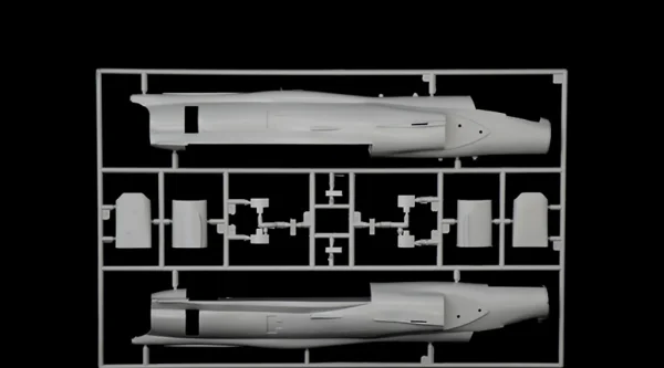 Italeri Saab Ja 37 Jaktviggen — image 5 of 13