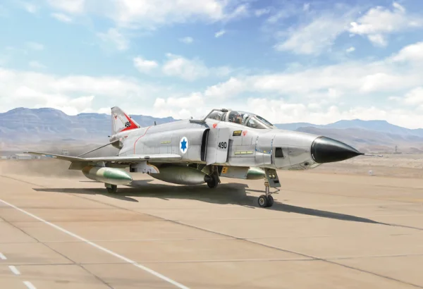 Italeri RF-4E Phantom &mdash; image 11 of 13