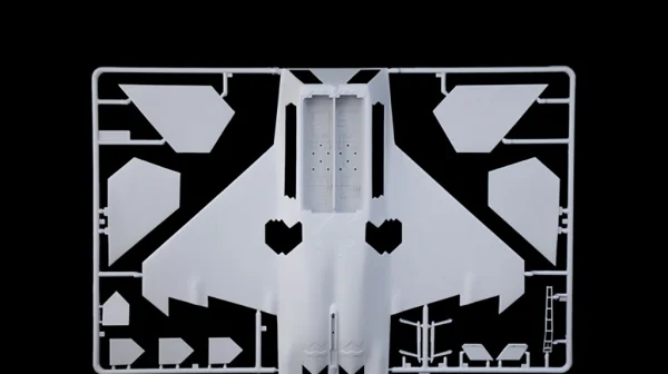 Italeri F-22A Raptor — image 5 of 12
