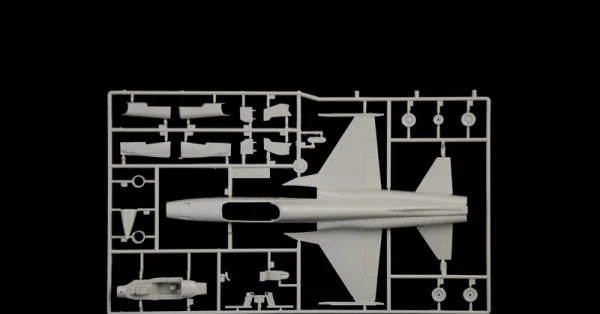 Italeri Northrop F-5E Tiger II — image 3 of 11