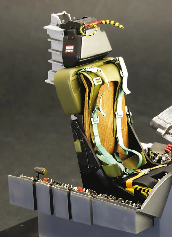 Italeri F-104G Cockpit — image 6 of 15