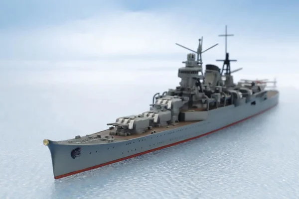 Tamiya 1/700 Light Cruiser Mogami — image 3 of 8