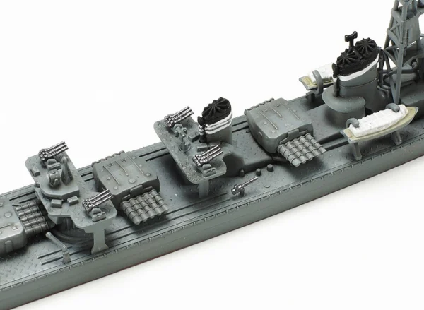 Tamiya 1/700 Shimakaze — image 5 of 10