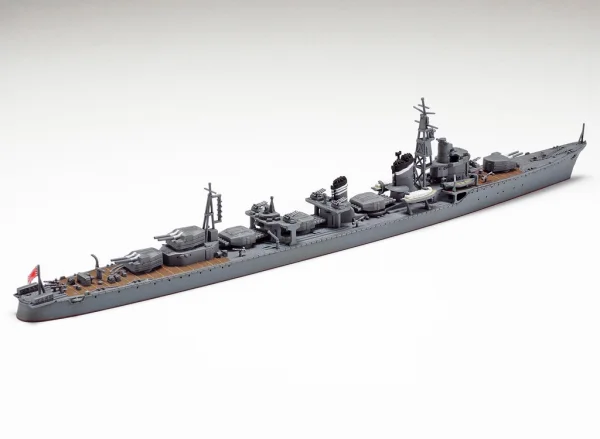 Tamiya 1/700 Shimakaze — image 8 of 10