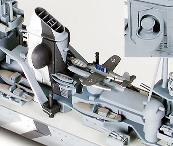 Tamiya Prinz Eugen Ger. Heavy Cruiser &mdash; image 6 of 8