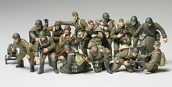 Tamiya Russian Infantry + Crew Tank
