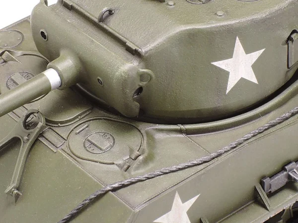 Tamiya 1/48 Easy Eight Sherman &mdash; image 4 of 9