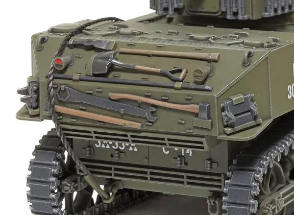 Tamiya 1/48 M5A1 Stuart — image 8 of 13