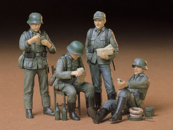 Tamiya German Soldiers At Rest (Ltd)
