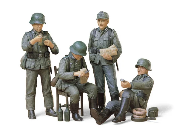 Tamiya German Soldiers At Rest (Ltd)