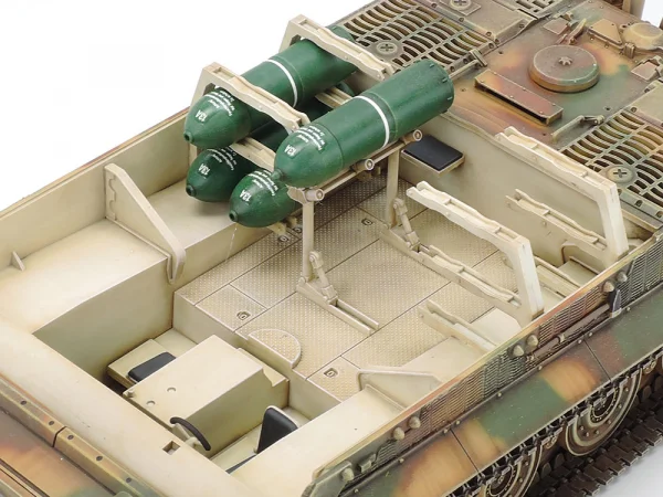 Tamiya German 38Cm Sturmtiger — image 5 of 10