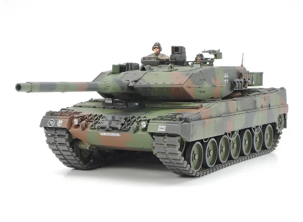 Tamiya Leopard 2 A6 Main Battle Tank