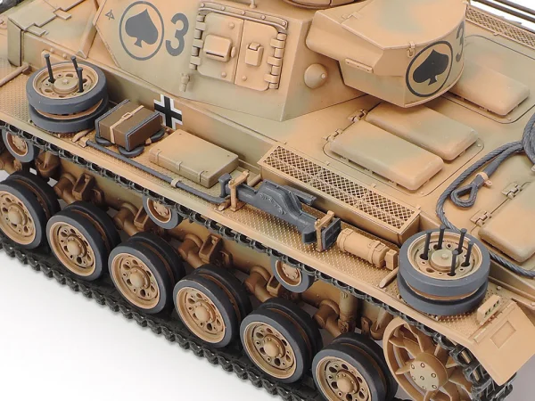Tamiya Pz Kpfw III Ausf N — image 7 of 8