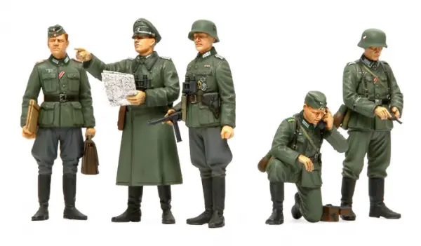 Tamiya 1/35 German Field Commander &mdash; image 2 of 2