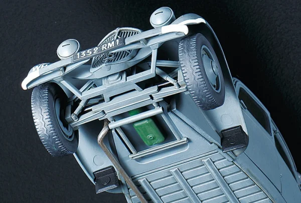 Tamiya 1/35 Citroen Traction 11Cv — image 5 of 6