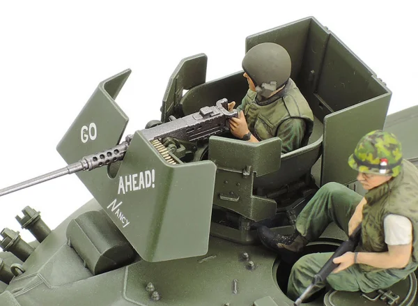 Tamiya 1/35 M551 Sheridan (Vietnam) — image 6 of 14
