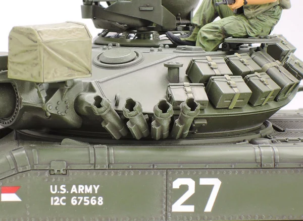 Tamiya 1/35 M551 Sheridan (Vietnam) — image 7 of 14