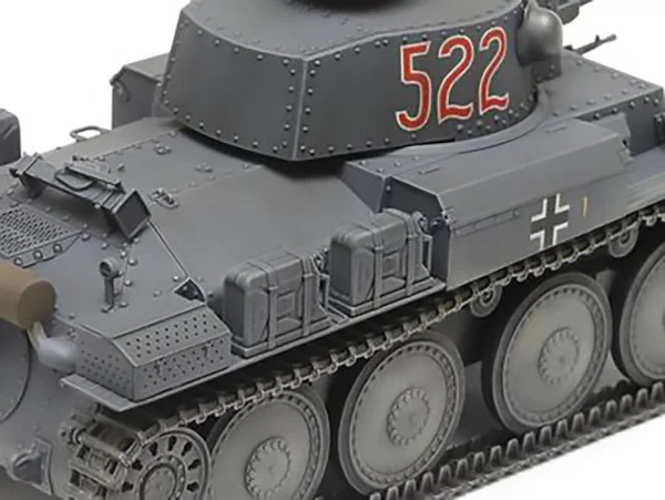 Tamiya 1/35 Pz.Kfw 38(T) Ausf E/F