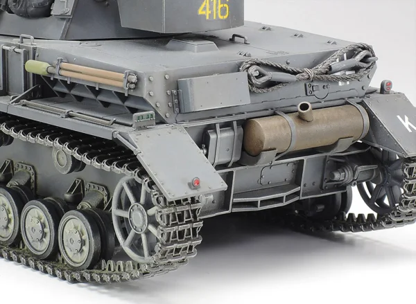 Tamiya 1/35 Pz Kpfw IV Ausf F &mdash; image 9 of 12