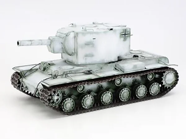 Tamiya 1/35 Russian Kv-2 — image 8 of 11