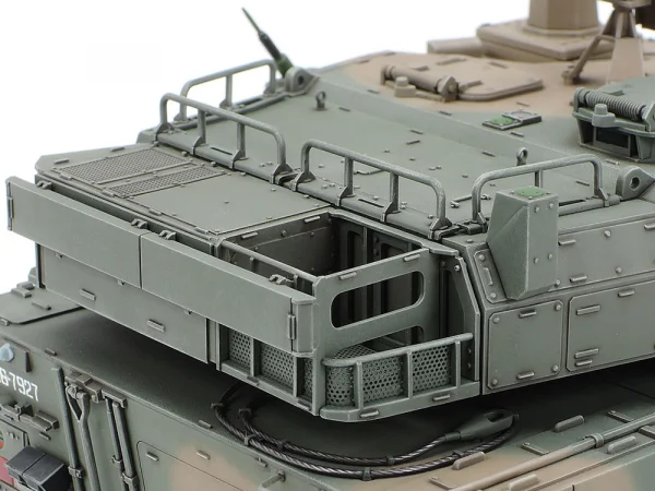 TAMIYA 1/35 JGSDF Type 16MC C5 with Winch — image 8 of 16