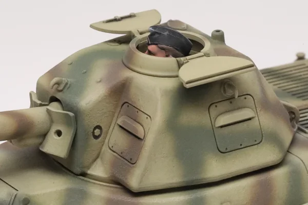 Tamiya 1/35 French Light Tank H39