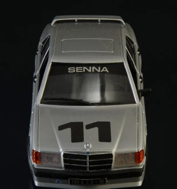 Italeri Mercedes Benz 190E — image 2 of 15