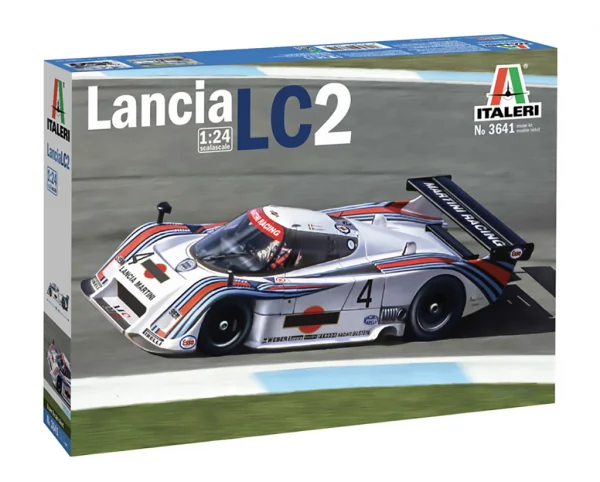 Italeri 1/24 Lancia Lc2