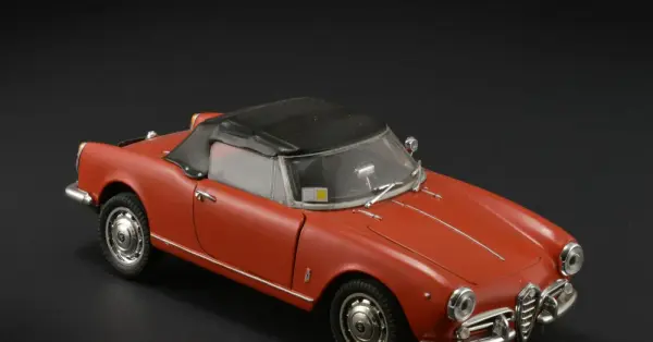 Italeri Giulietta Spider 1300 — image 19 of 19
