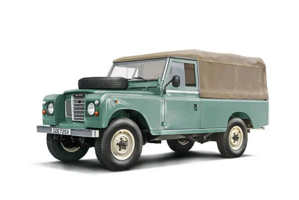 Italeri Land Rover 109 Lwb