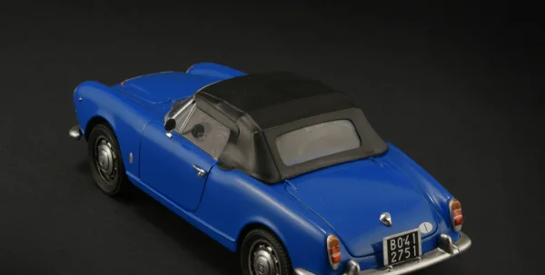 Italeri Alfa Romeo Giulia 1600 Spider — image 6 of 13