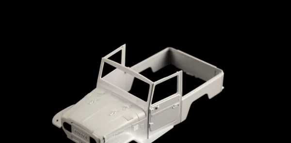 Italeri Toyota Land Cruiser Safari &mdash; image 2 of 10