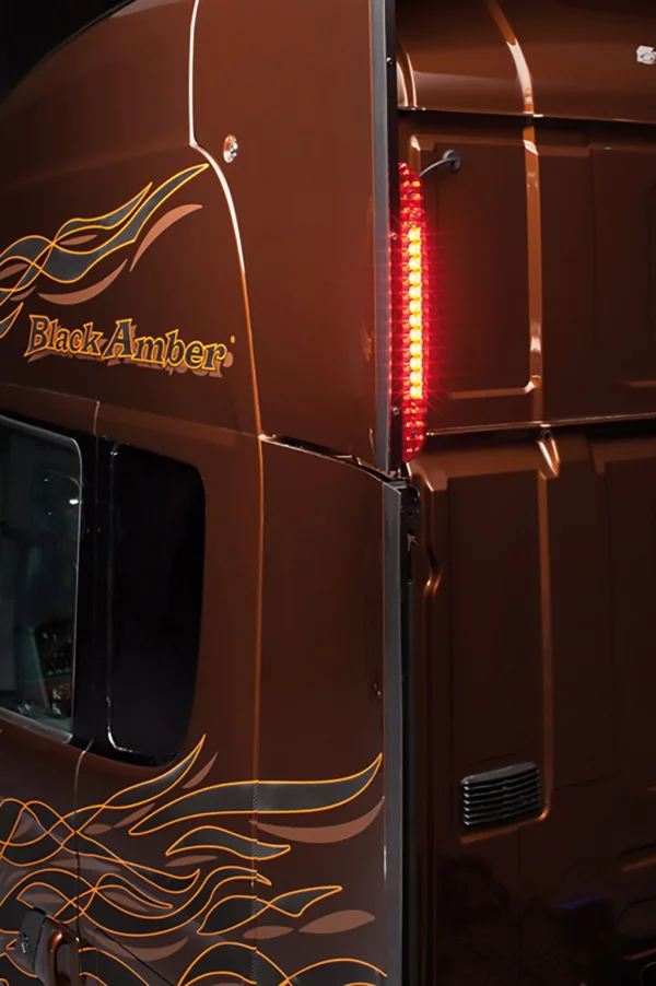 Italeri Scania R Black Amber