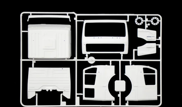 Italeri Mb Sk Eurocab 6X4 — image 4 of 12