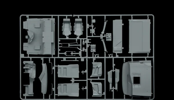 Italeri Mercedes Benz Actros MP4 Showtruck