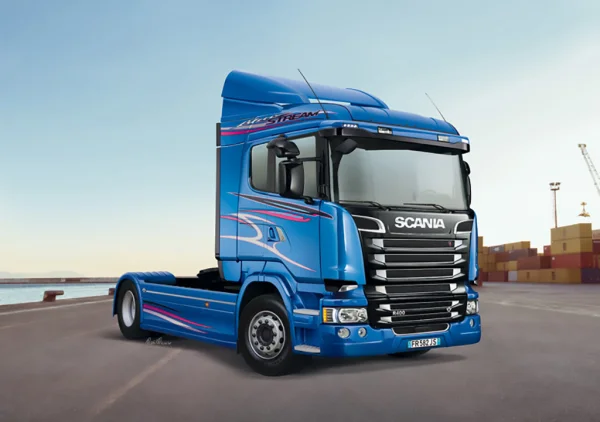 Italeri Scania R400 Streamline(Flat Roof)
