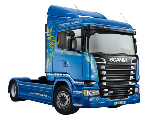 Italeri Scania R400 Streamline(Flat Roof)