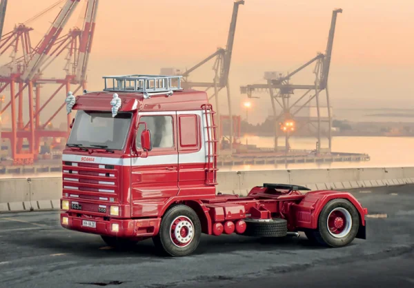 Italeri Scania R 143 M Streamline 4X2 — image 9 of 10