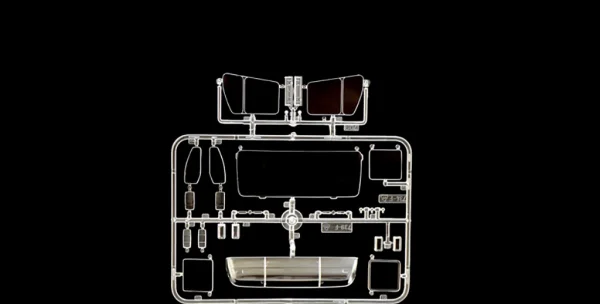 Italeri Mercedes Benz Sk 1844Ls V8