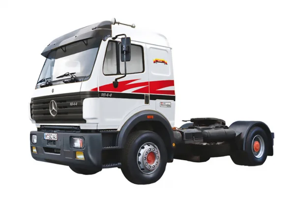 Italeri Mercedes Benz Sk 1844Ls V8