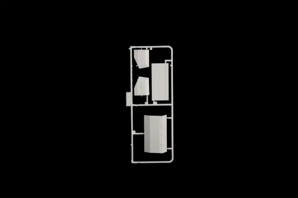 Italeri Iveco Turbostar reefer truck &mdash; image 16 of 16